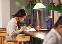 滑世代，你讀書了嗎？