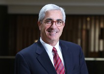 台灣應加快機場建設，迎接120億航空人流