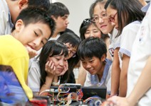 美國「一小時學程式」熱潮延燒全球