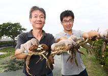 黃喜慶、林東濱 完美「蟹」逅 饕客永難忘