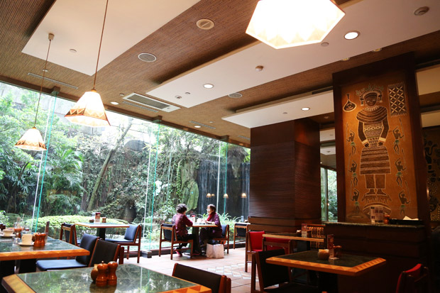 開發餐飲新體驗，把50年老店變時髦