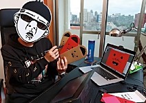 辛辣畫風＋戲謔文， 只做自己認同的事