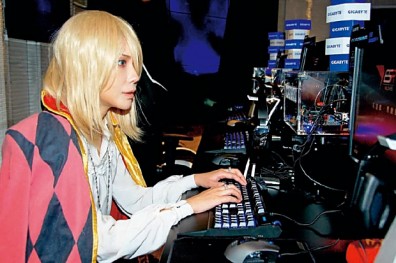 技嘉打造高效能硬體，贏半步就領先