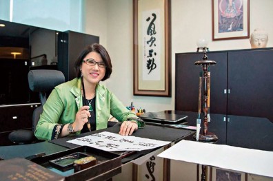 品茗、書法釋壓，咀嚼詩詞玩味人生