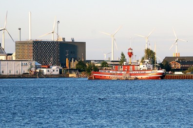 全國齊推再生能源，2050年告別化石燃料