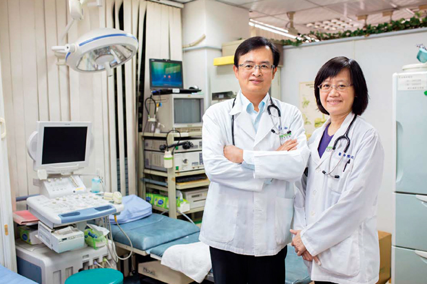 返鄉打造「小鎮醫學中心」