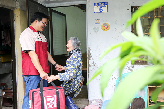 扶持老貧族 送餐、修繕統統有