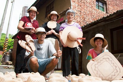 農村改造自己來，荒地變身人間祕境
