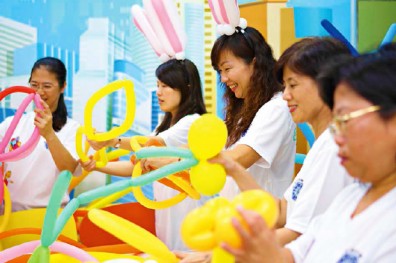 CEO學人性管理 掀起小型文藝復興