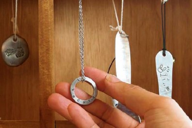 銀線如毛線 編織獨一無二的記憶