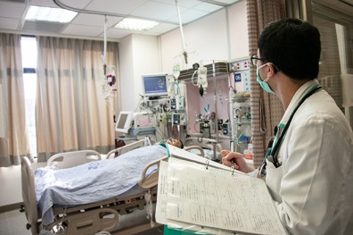 搶救急性冠心症 12小時內打通血管