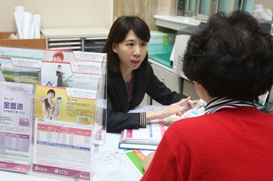 轉換壽險保單，理賠金變醫療照護金