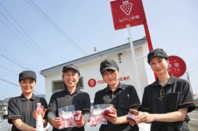 草莓六級產業化，8坪座位年賺千萬