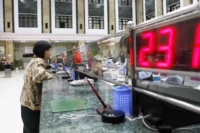 如果台灣負利率，六成民眾仍願意存錢在銀行