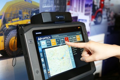 公車司機抽菸、酒駕？電腦幫你盯梢