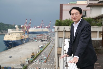 扭轉墊底宿命 讓年輕人回流