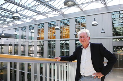 不只賣燈泡還賣服務 「以租代買」更循環