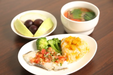 睛明餐點配蔬果汁 用美味幫眼睛「進補」