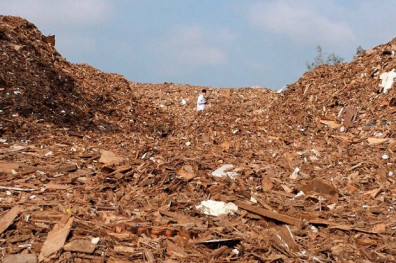 失控中的事業廢棄物 全台淪為非法棄置場