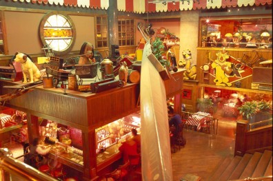 莫忘初心的開店傳統 14天魔鬼培訓凝聚向心力