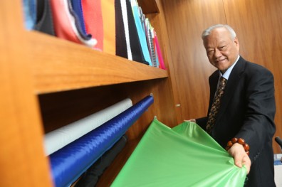 尤利春「放生」理念 成就環保泡棉隱形冠軍