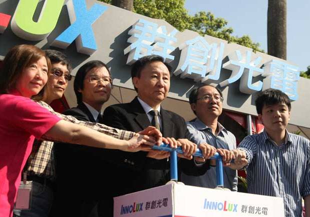 校園徵才 段行建鼓勵青年學子找出熱情