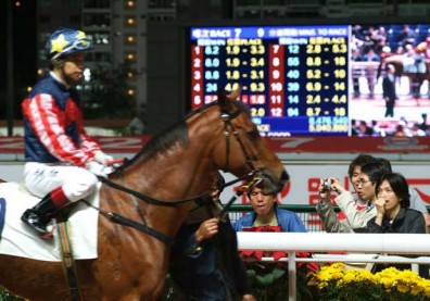 新加坡賽馬業起死回生