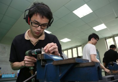 打敗失業率：先資歷、再能力、後學歷