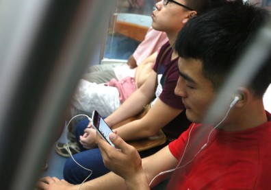 你發現了嗎？銀行正悄悄黏上你