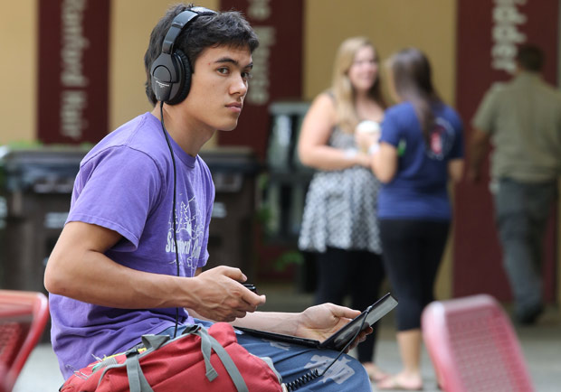 免砸百萬出國　上網圓留美碩士夢？