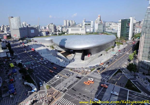 來去都教授的家！首爾東大門《來自星星的你》體驗空間展！