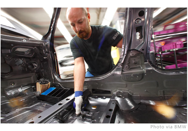 活用3D列印 BMW為員工身體把關