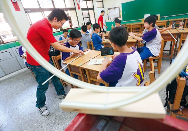 佐藤學：教學現場要革命？先成為會學習的人