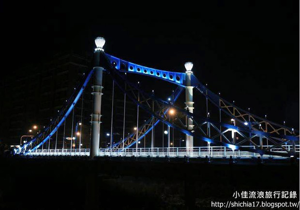 情人橋、清新橋、藍天白雲橋：台中大坑夢幻夜拍好好玩