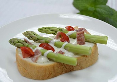 新鮮蘆筍最營養，千萬不要煮太久！