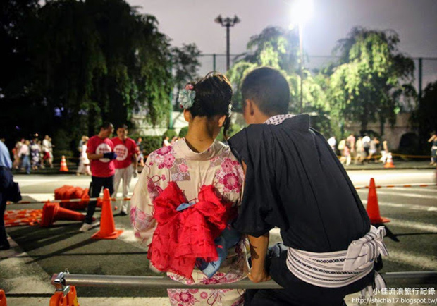 日本東京的夏日盛事！到明治神宮外苑賞花火