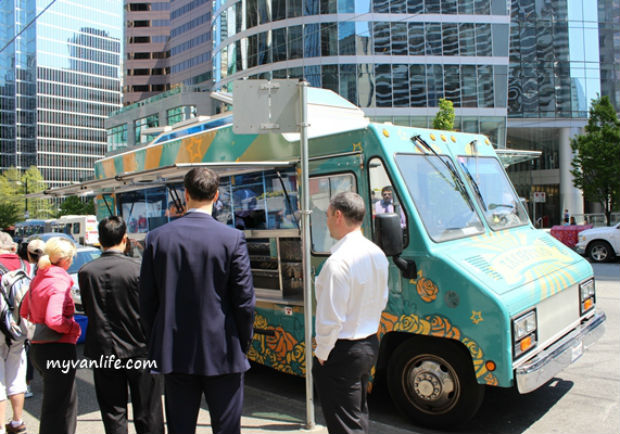 你跑我追的異國美味！溫哥華街頭美味餐車