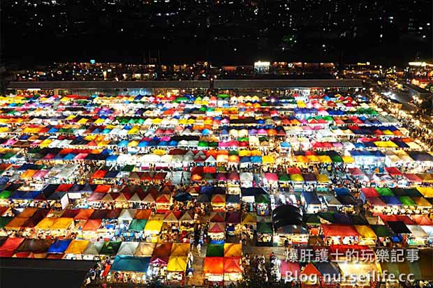 500個攤位！逛到腿軟、吃到撐的火車夜市