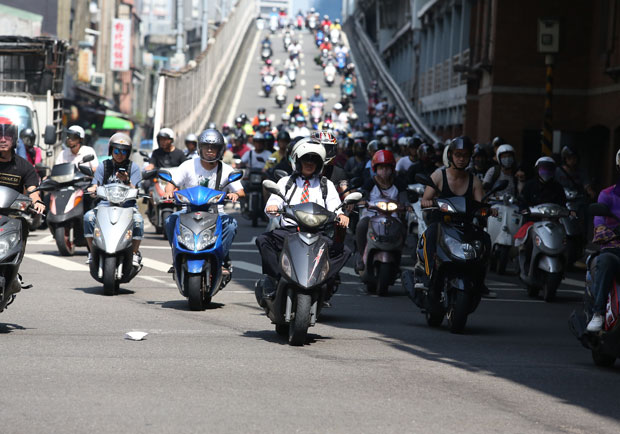 油價跌到2字頭能點燃經濟成長？專家說很難！