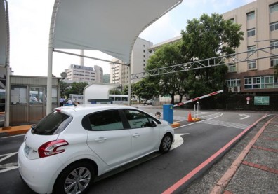 不計通勤車需求 北市停車位即短缺14萬位