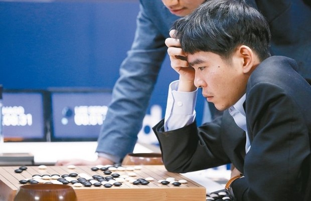 為什麼我們不用擔心AI會取代人類？
