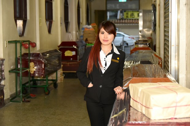 怎麼做到說哭就哭？她背後有妳不知的感人故事