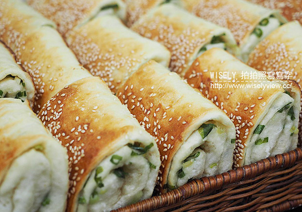 就是愛上秒殺小點心！每日限定的美味胡椒蔥餅與蟹殼黃