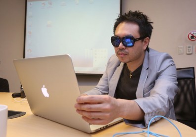 墨鏡哥攜手交大團隊，開發視障專屬APP