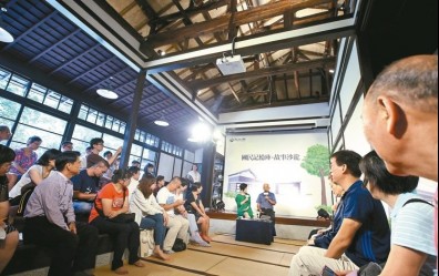 真人版「星星知我心」 眷村老士官長扛8張口