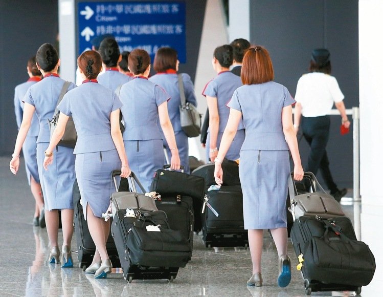 華航空服員首次取得罷工權 揚言在暑假行使