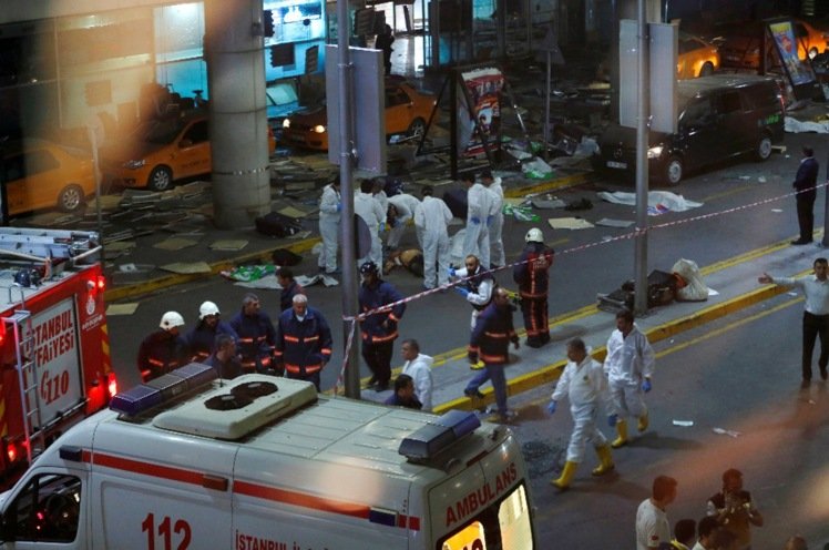 自殺炸彈攻擊 土耳其伊斯坦堡機場至少36死