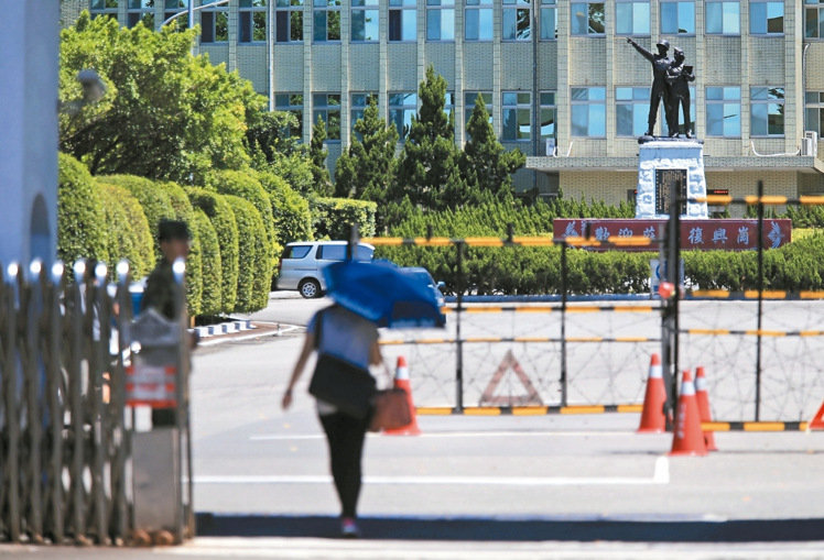 國防大學「逼退」愛滋生 疾管署擬罰百萬創首例