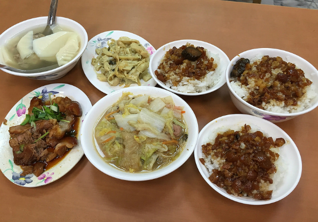 返國必吃的超美味滷肉飯