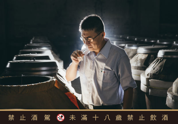 「酒是有生命的！」他調出玉山大曲無限魅力